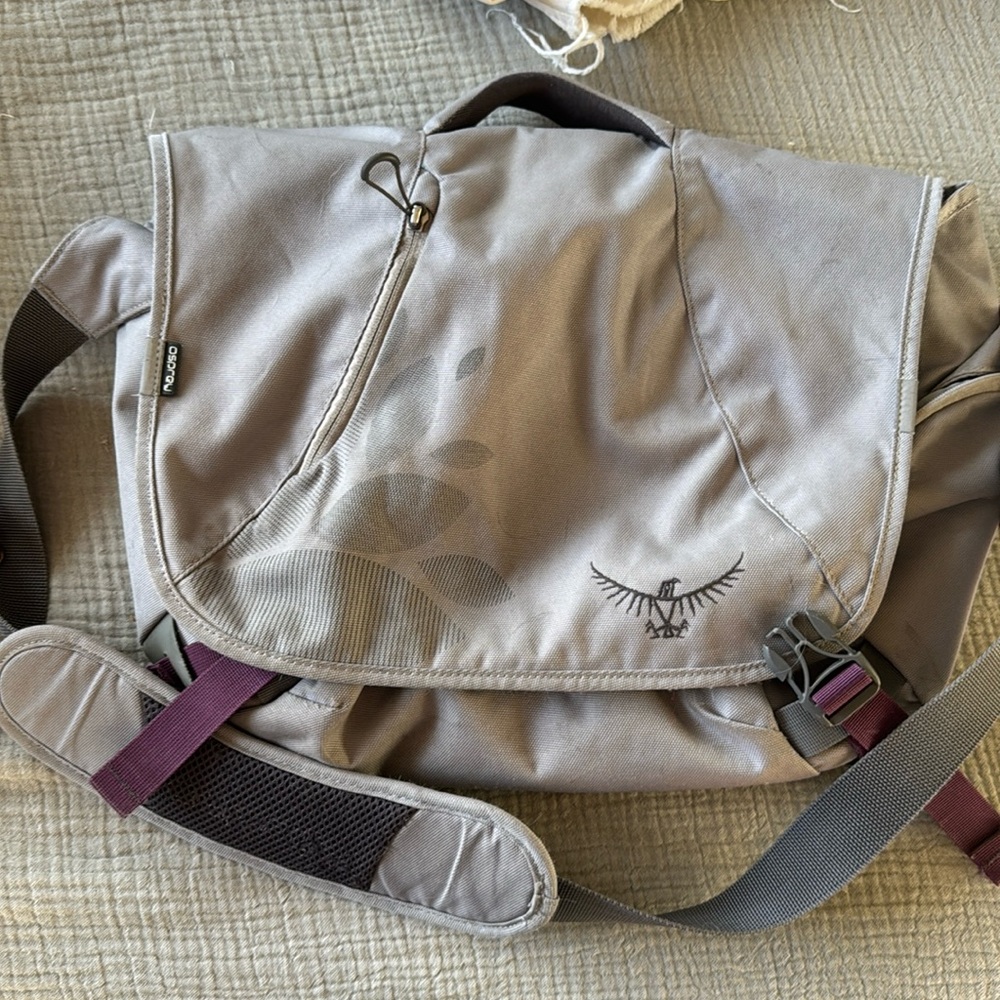 Osprey Bag - image 1